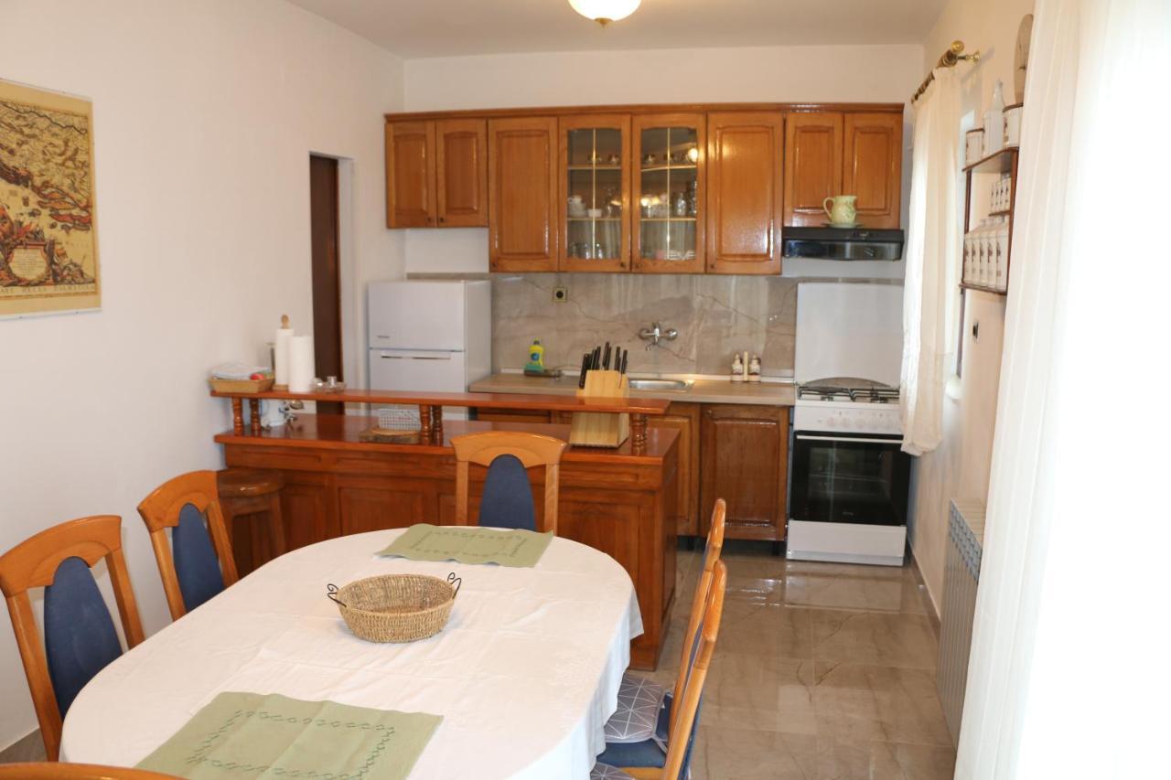 Apartment Grgas-Tucilo Zablaće Eksteriør bilde