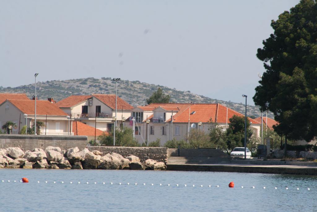 Apartment Grgas-Tucilo Zablaće Eksteriør bilde